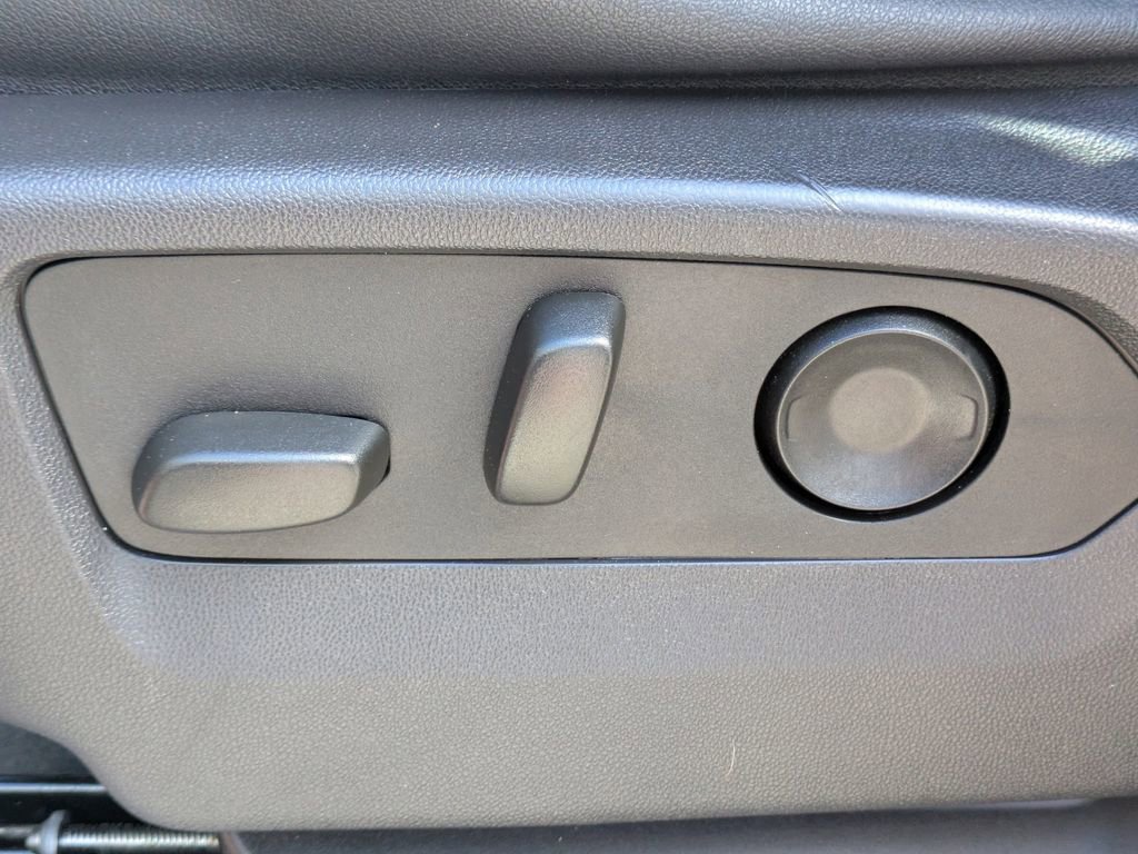 Used 2024 Chevrolet Silverado 1500 LT Trail Boss w/ Convenience Package II image 20