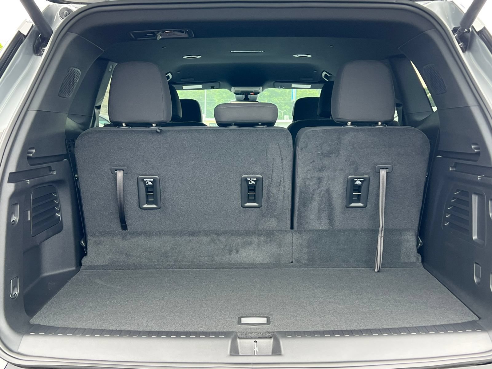New 2026 GMC Acadia Elevation AWD/4WD image 39