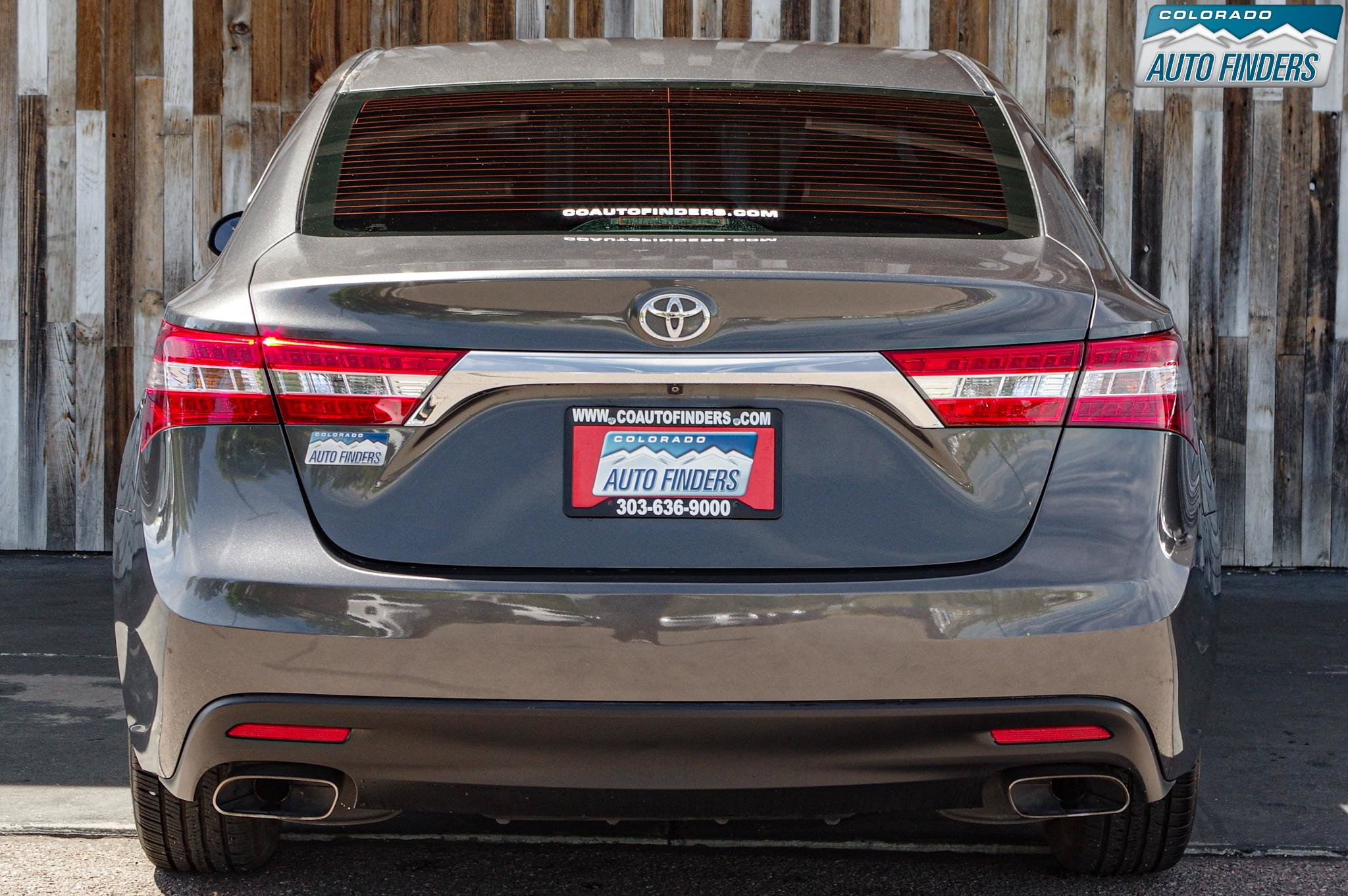 Used 2013 Toyota Avalon XLE Premium FWD image 5
