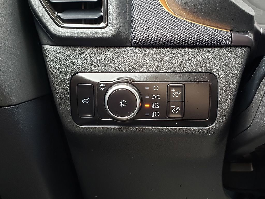 Used 2023 Ford Bronco Sport Badlands image 29