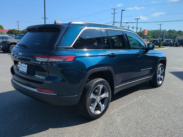New 2026 Jeep Grand Cherokee Limited w/ Luxury Tech Group II AWD/4WD image 4