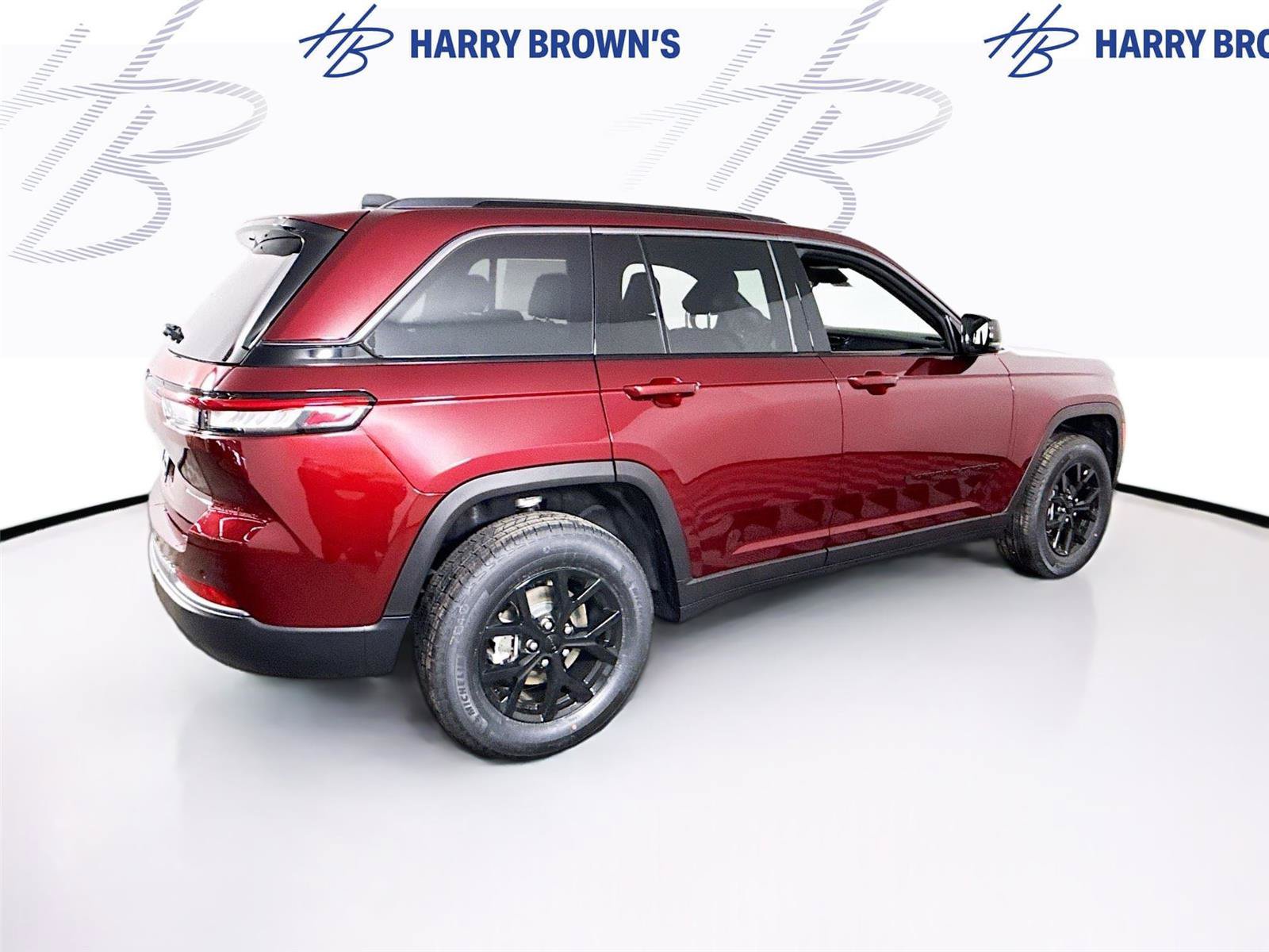 New 2026 Jeep Grand Cherokee Altitude AWD/4WD image 31