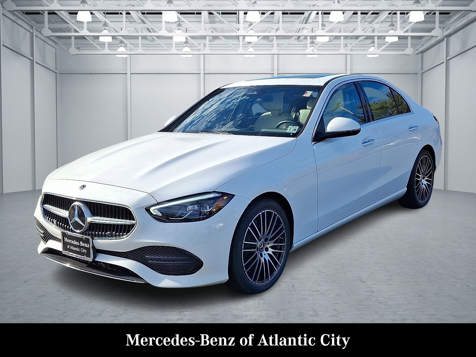 Used 2023 Mercedes-Benz C 300 4MATIC Sedan image 3