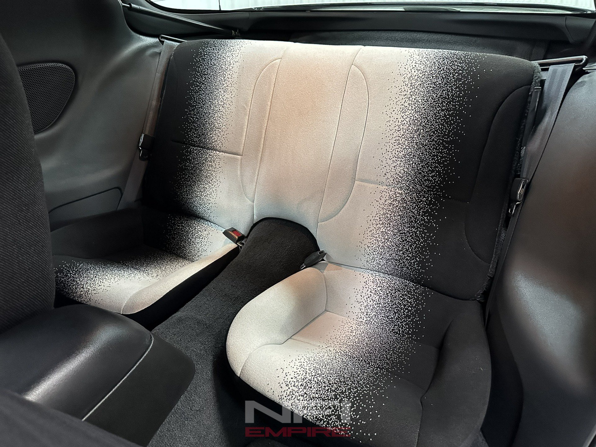 Used 1993 Chevrolet Camaro Z28 RWD image 32
