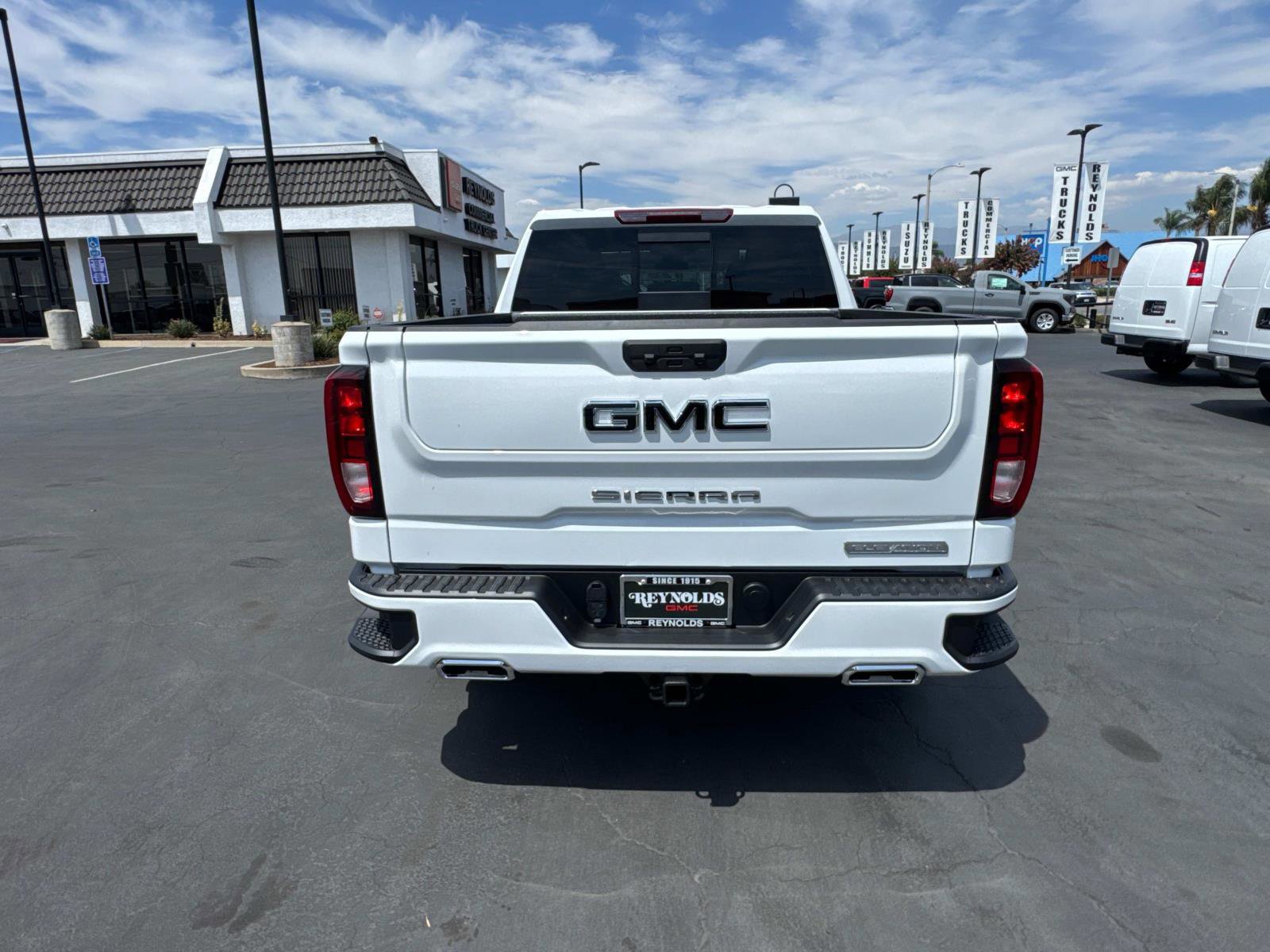 New 2026 GMC Sierra 1500 Elevation image 6