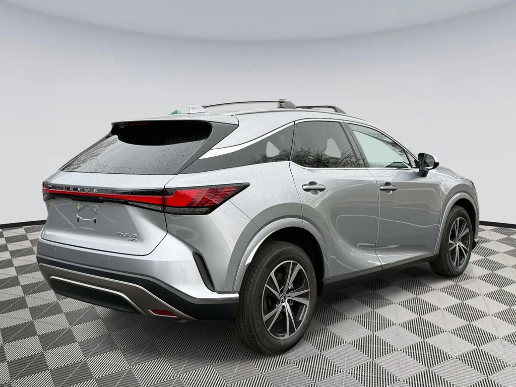 Used 2023 Lexus RX 350 Premium image 2
