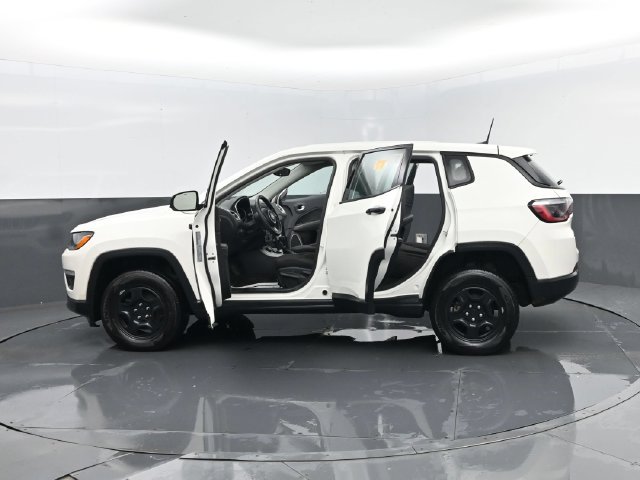 Used 2021 Jeep Compass Sport AWD/4WD image 28