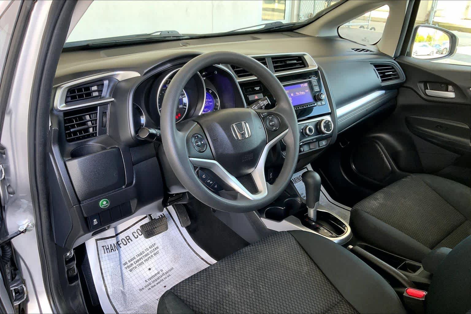Used 2018 Honda Fit LX image 18