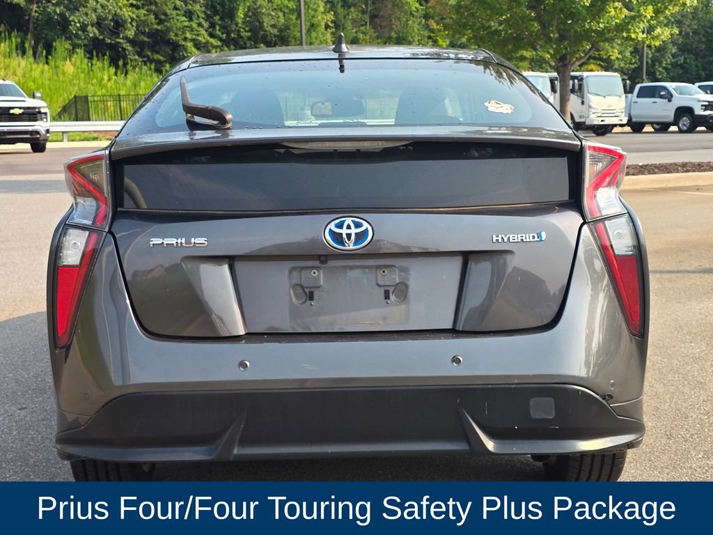 Used 2017 Toyota Prius Four Touring FWD image 3