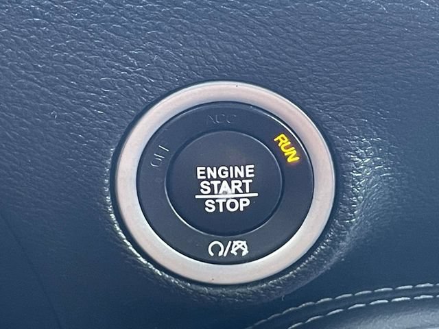 Used 2018 Dodge Challenger SXT Plus RWD image 17