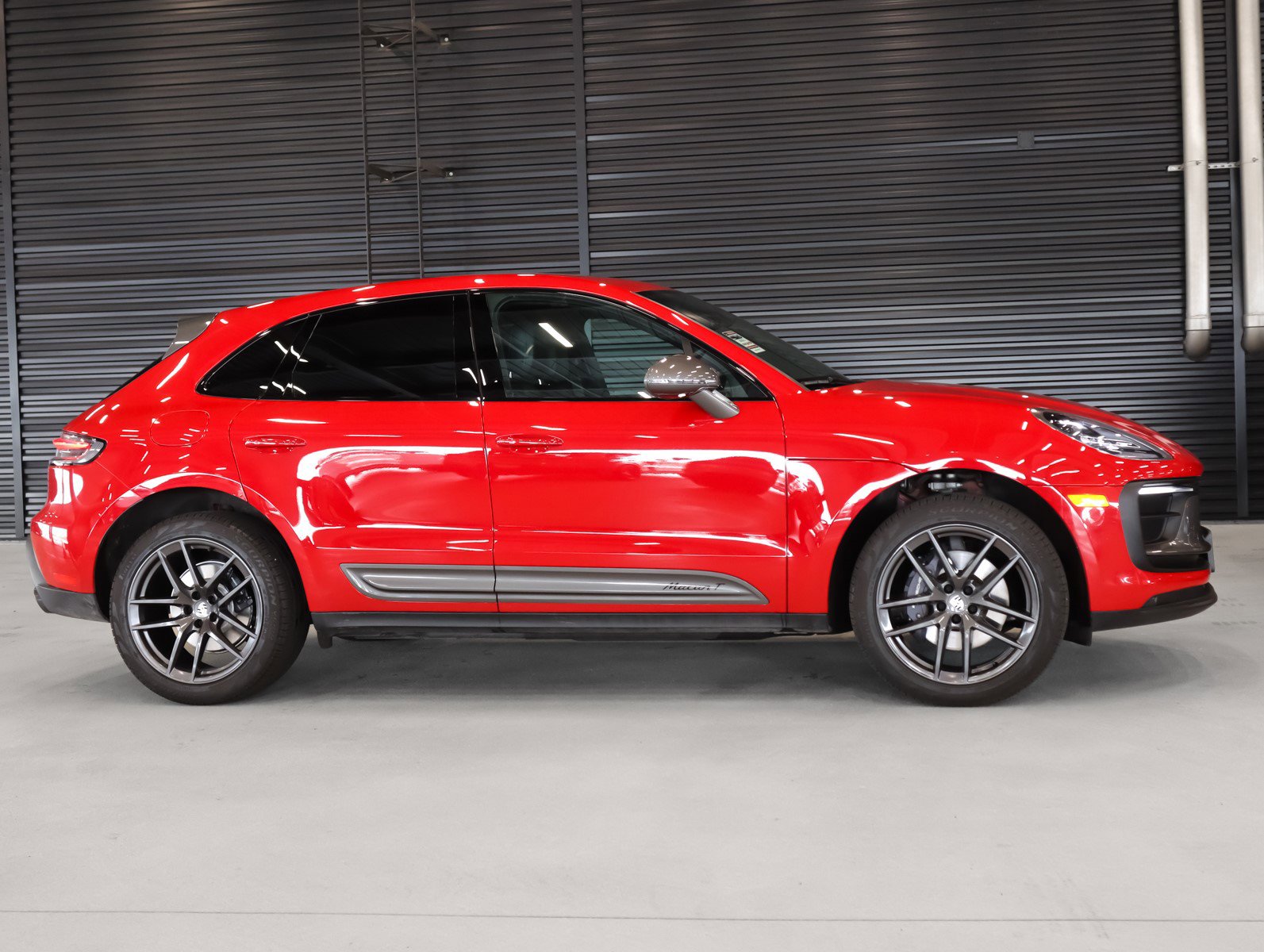 Certified 2024 Porsche Macan Turbo w/ Premium Plus Package image 10