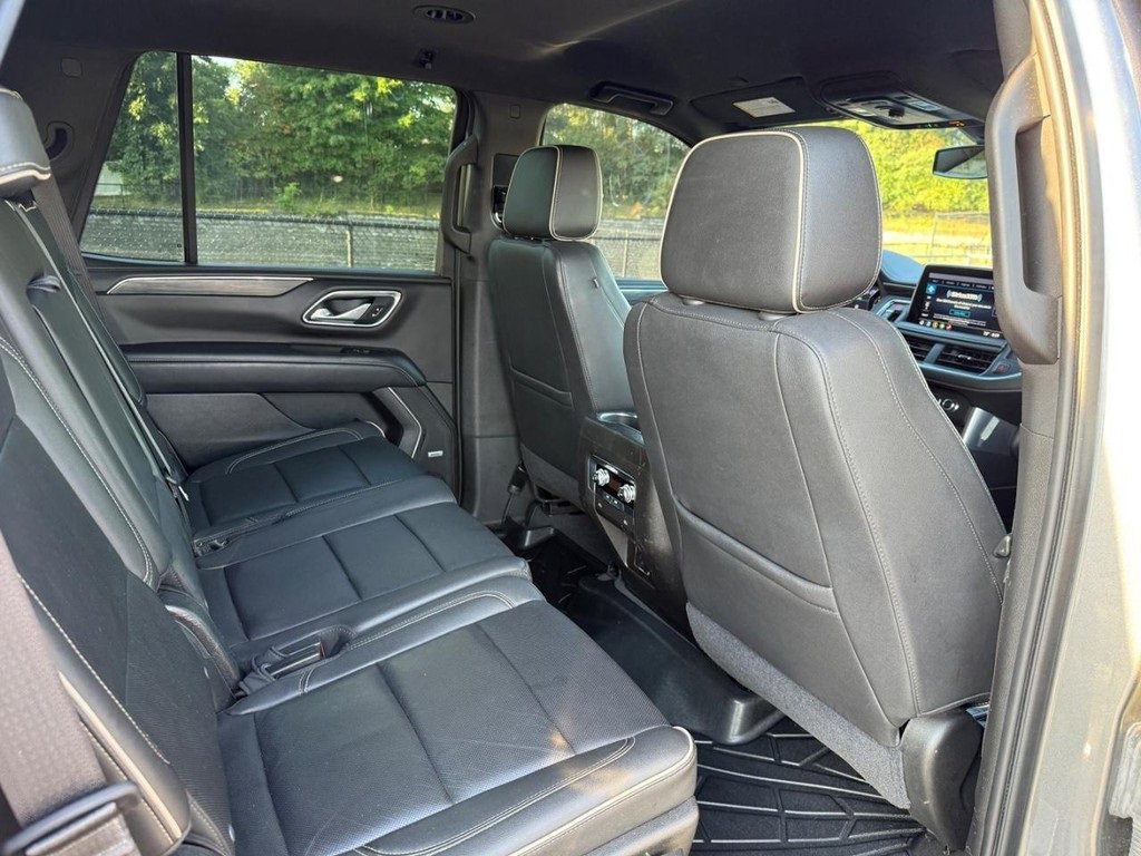 Used 2021 GMC Yukon SLT image 12