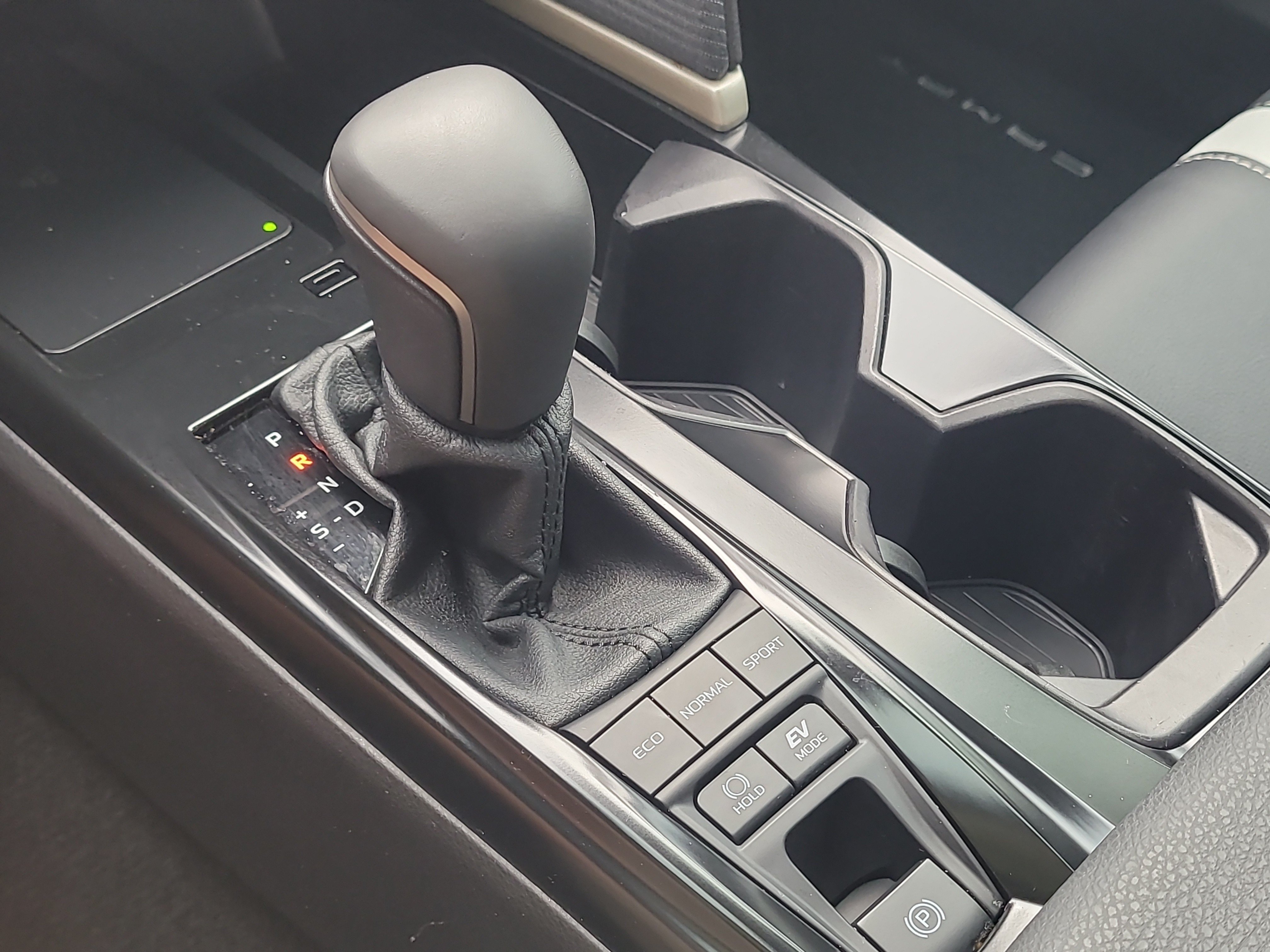Certified 2026 Toyota Camry SE FWD image 25