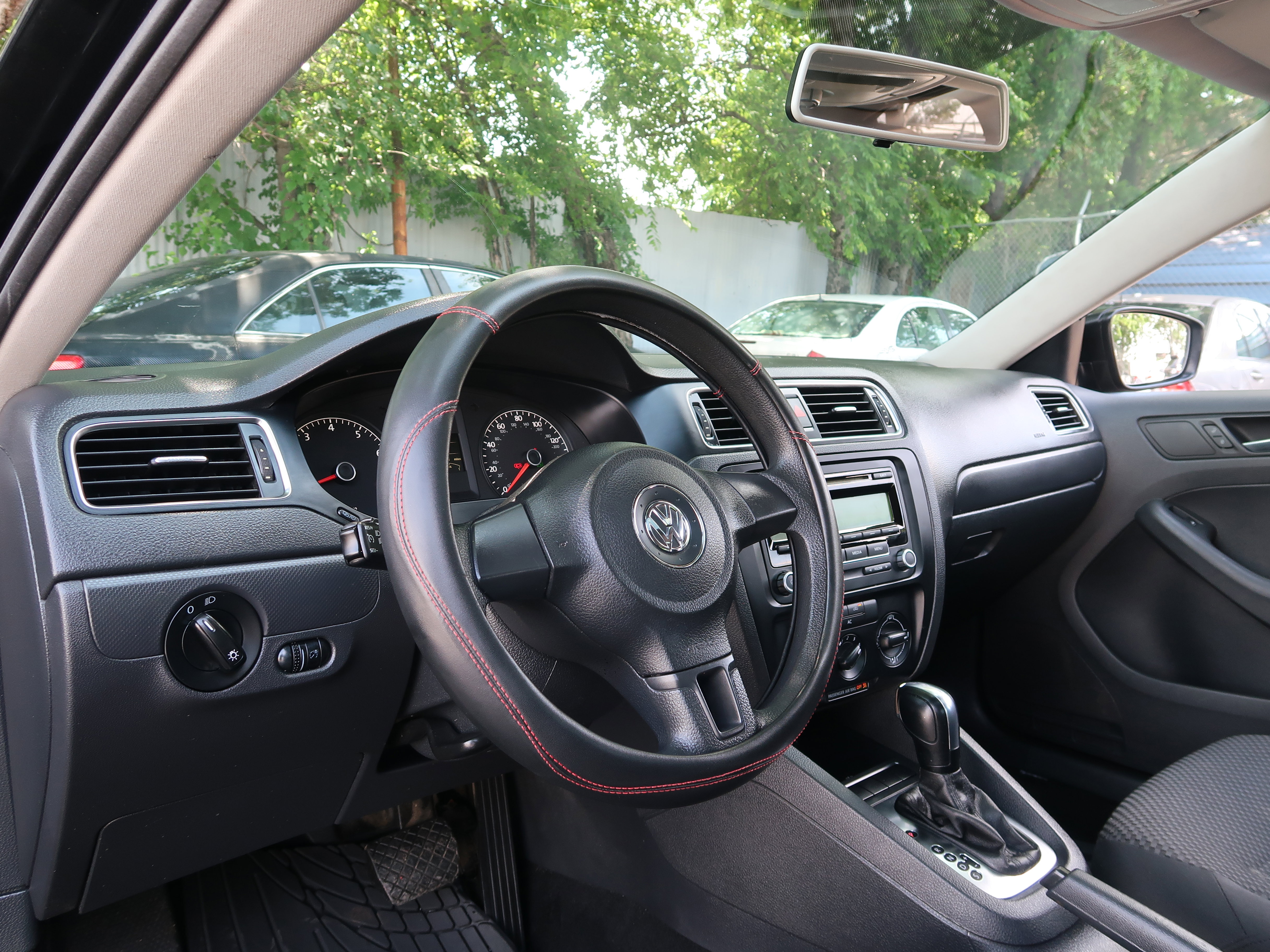 Used 2012 Volkswagen Jetta S FWD image 21