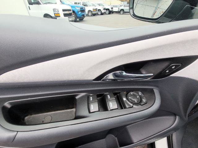 Used 2020 Chevrolet Bolt LT FWD image 21