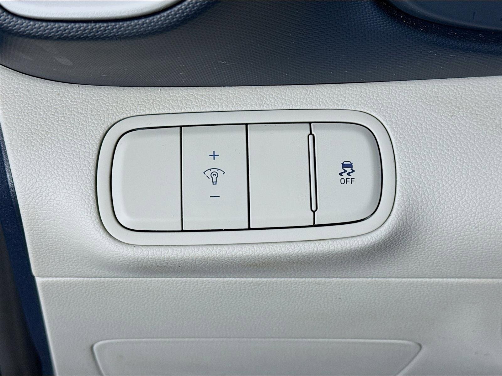 Certified 2023 Hyundai Venue Limited image 10