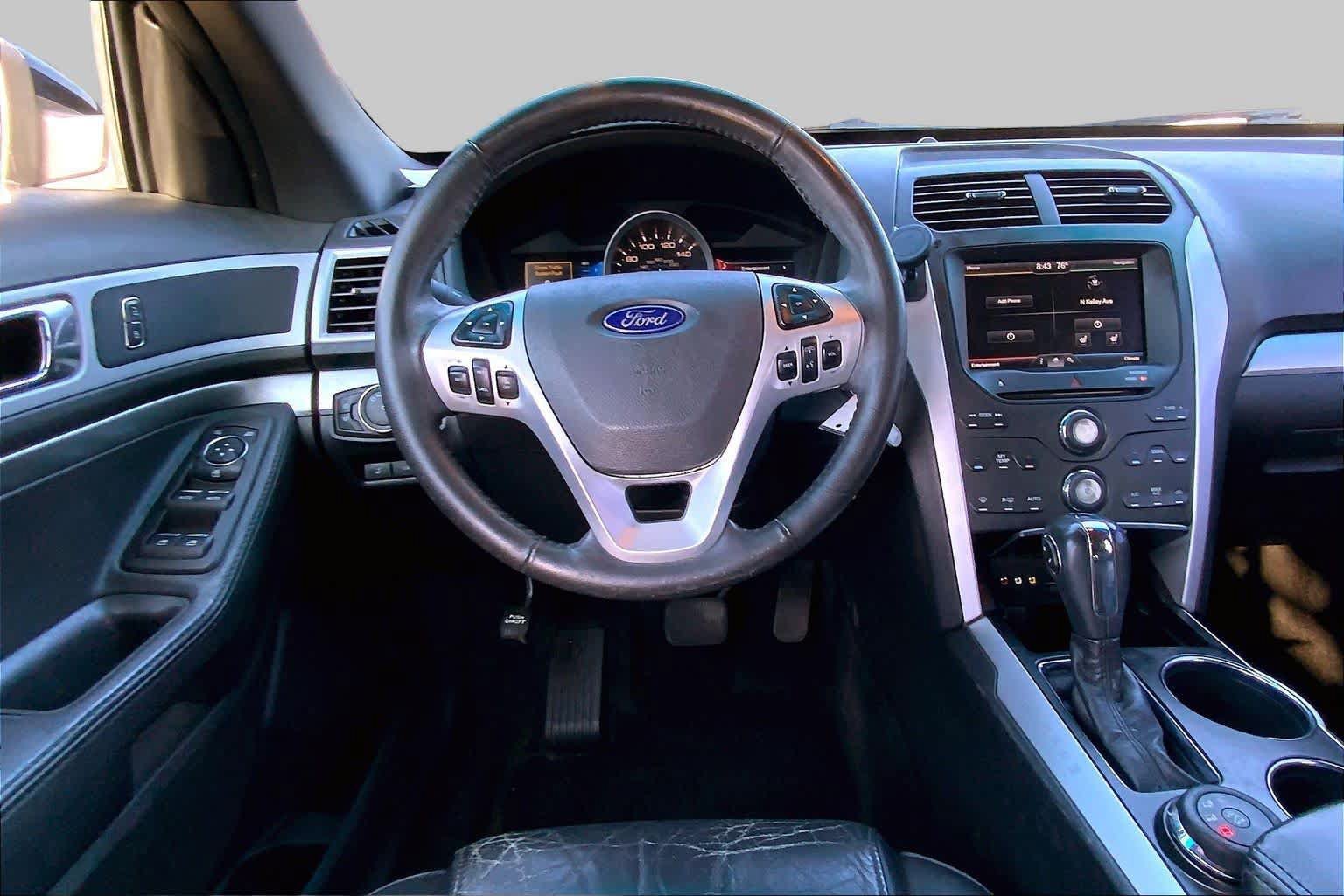 Used 2012 Ford Explorer XLT AWD/4WD image 4