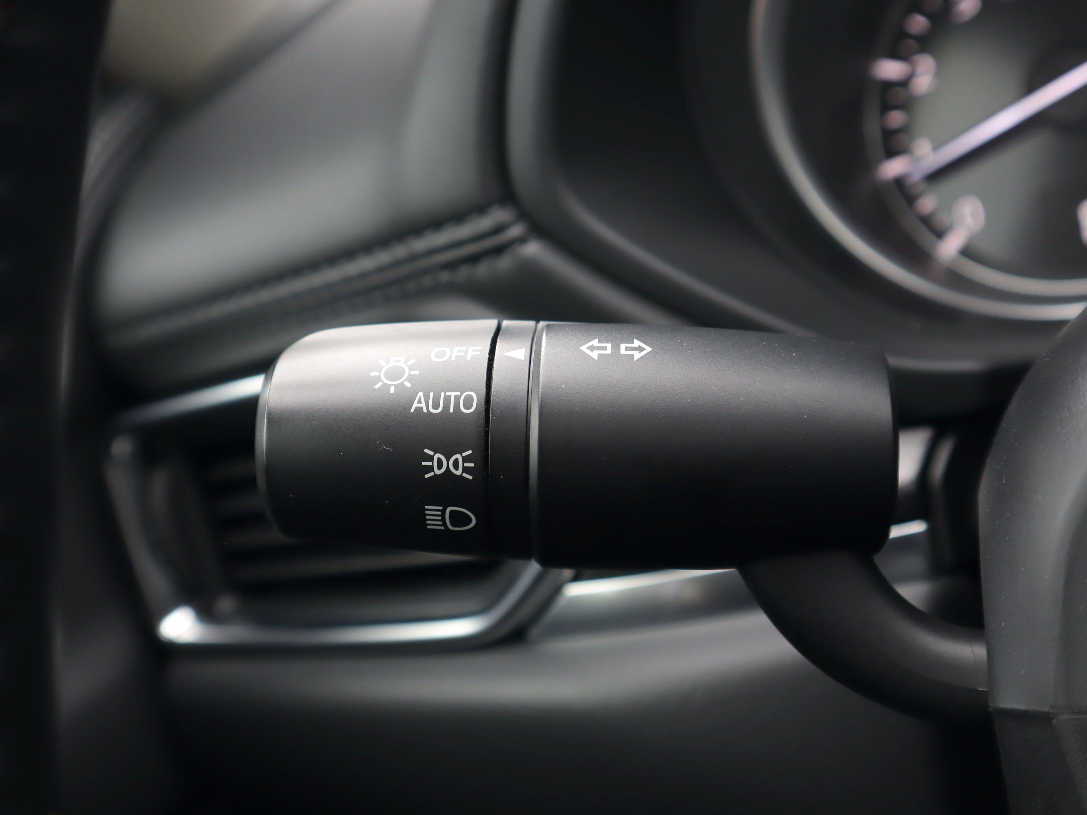 Certified 2023 MAZDA CX-5 Carbon Edition image 24