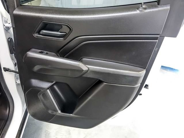 Used 2025 Chevrolet Colorado Trail Boss w/ Midnight Edition AWD/4WD image 30