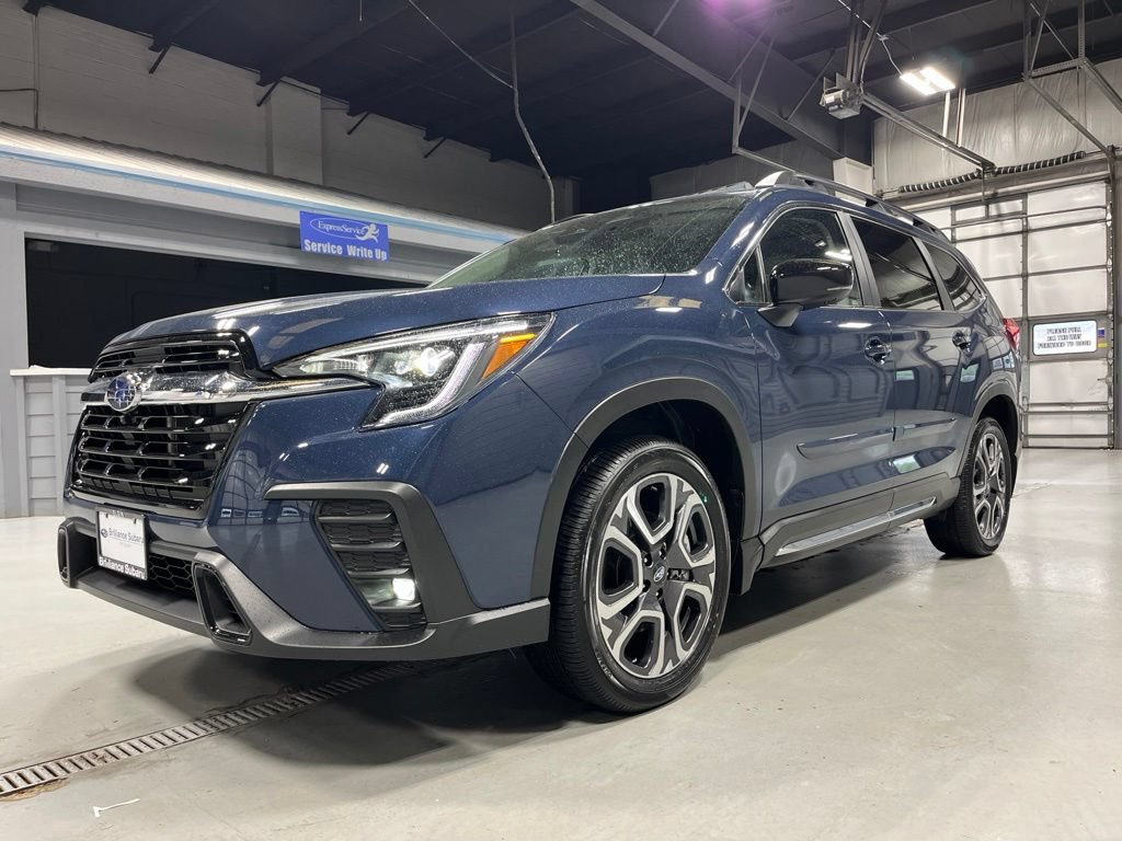 Certified 2025 Subaru Ascent Limited w/ Popular Package #2 AWD/4WD image 4