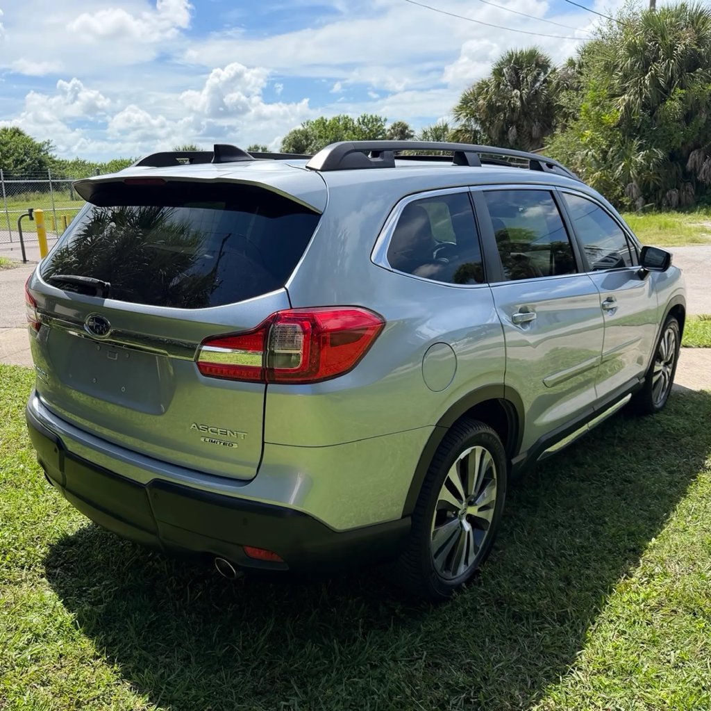 Used 2022 Subaru Ascent Limited w/ Technology Package AWD/4WD image 7