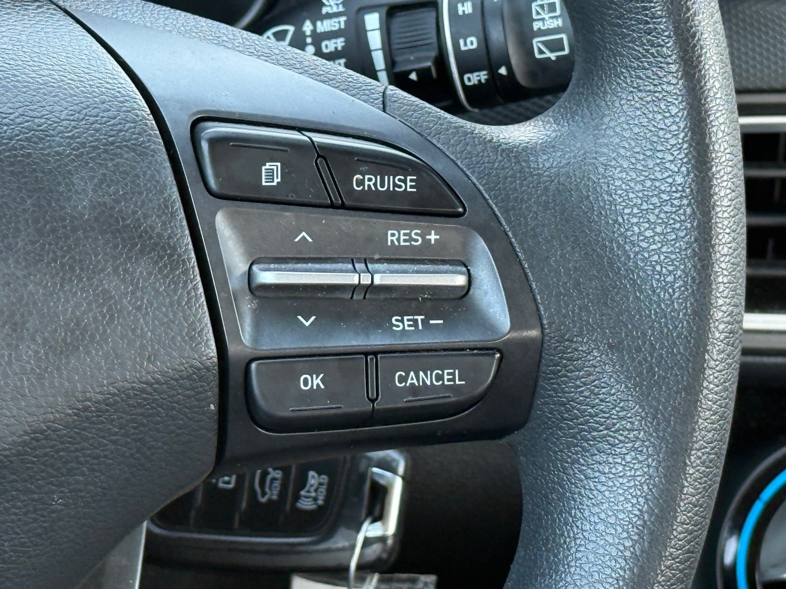 Used 2021 Hyundai Kona SE AWD/4WD image 21