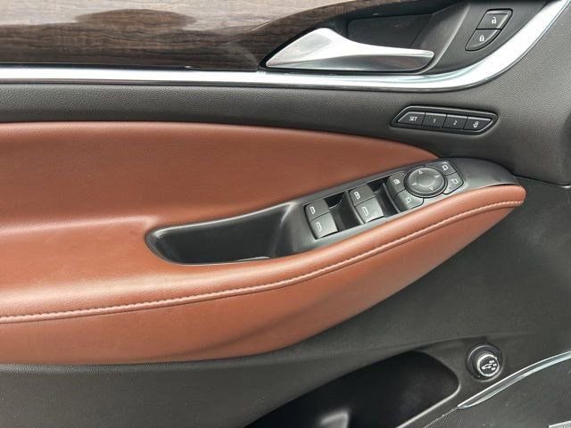 Used 2021 Buick Enclave Avenir image 13