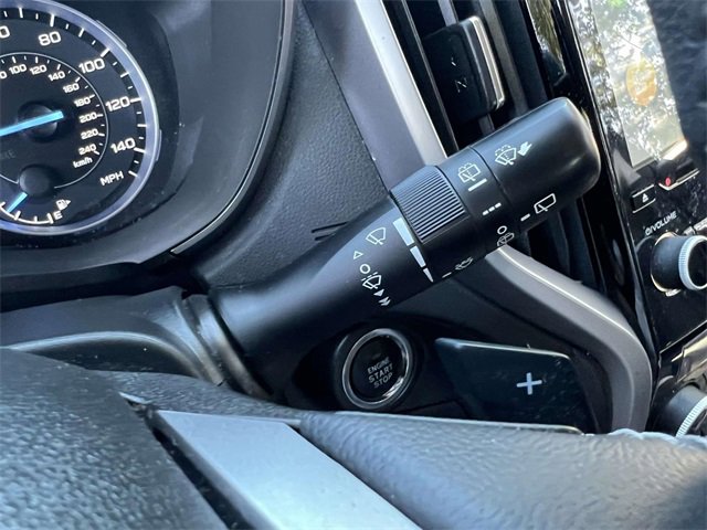 Used 2022 Subaru Ascent Limited image 30