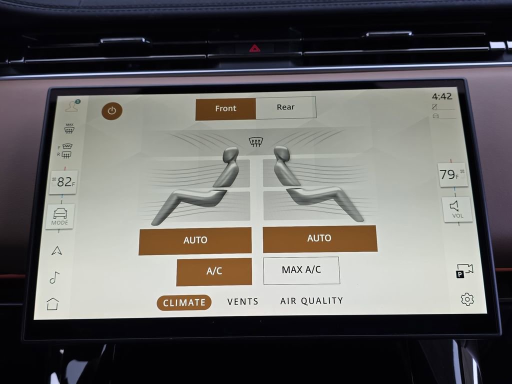 Used 2024 Land Rover Range Rover Sport SE image 27