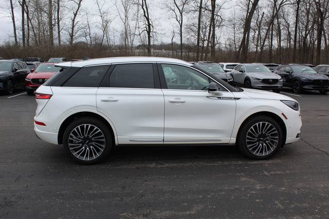 Certified 2022 Lincoln Corsair Reserve w/ Equipment Group 201A AWD/4WD image 2