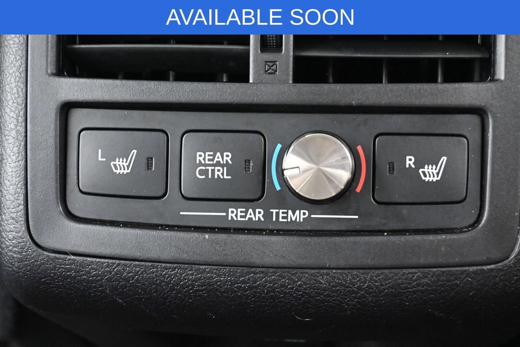 Used 2016 Toyota Avalon Limited w/ Toyota Safety Sense Package FWD image 35