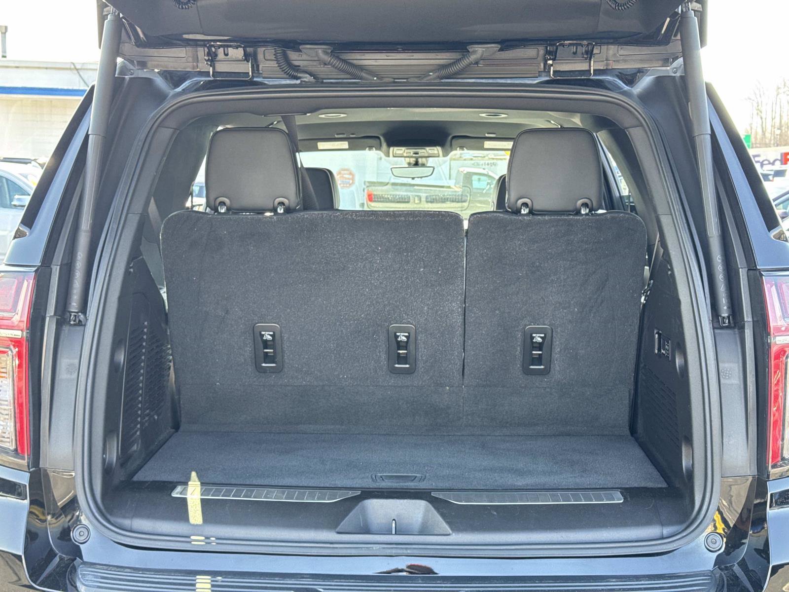 Used 2021 Chevrolet Tahoe Premier image 16