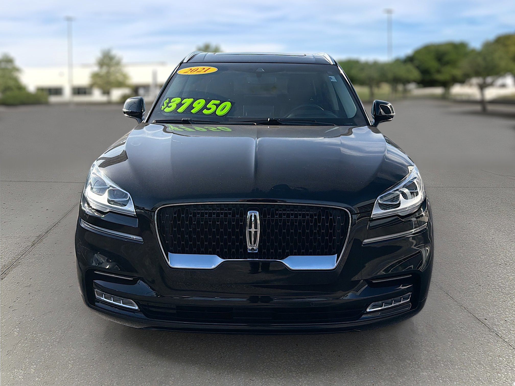 Used 2021 Lincoln Aviator Reserve w/ Equipment Group 210A AWD/4WD image 2