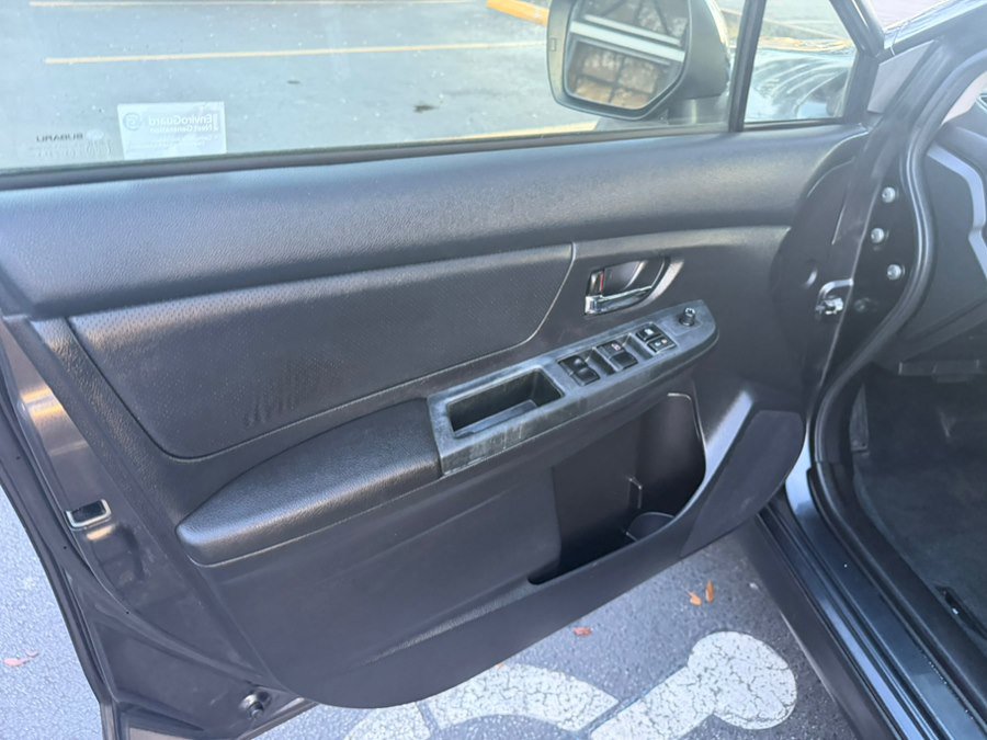 Used 2014 Subaru Crosstrek 2.0i Limited AWD/4WD image 11