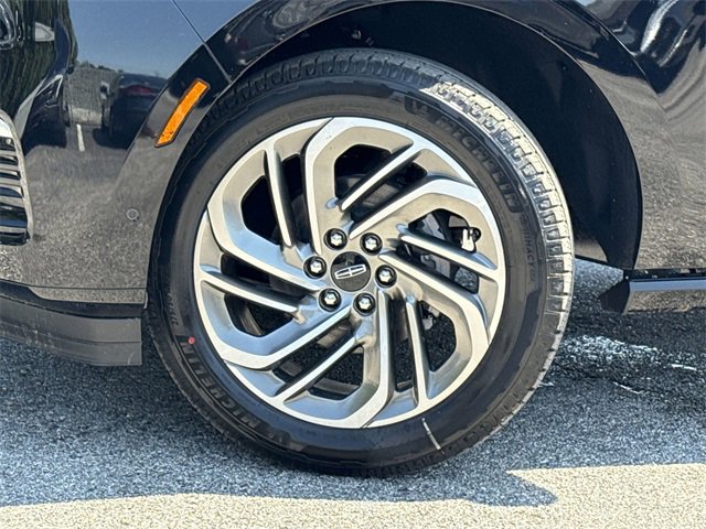 New 2025 Lincoln Navigator L Reserve image 40