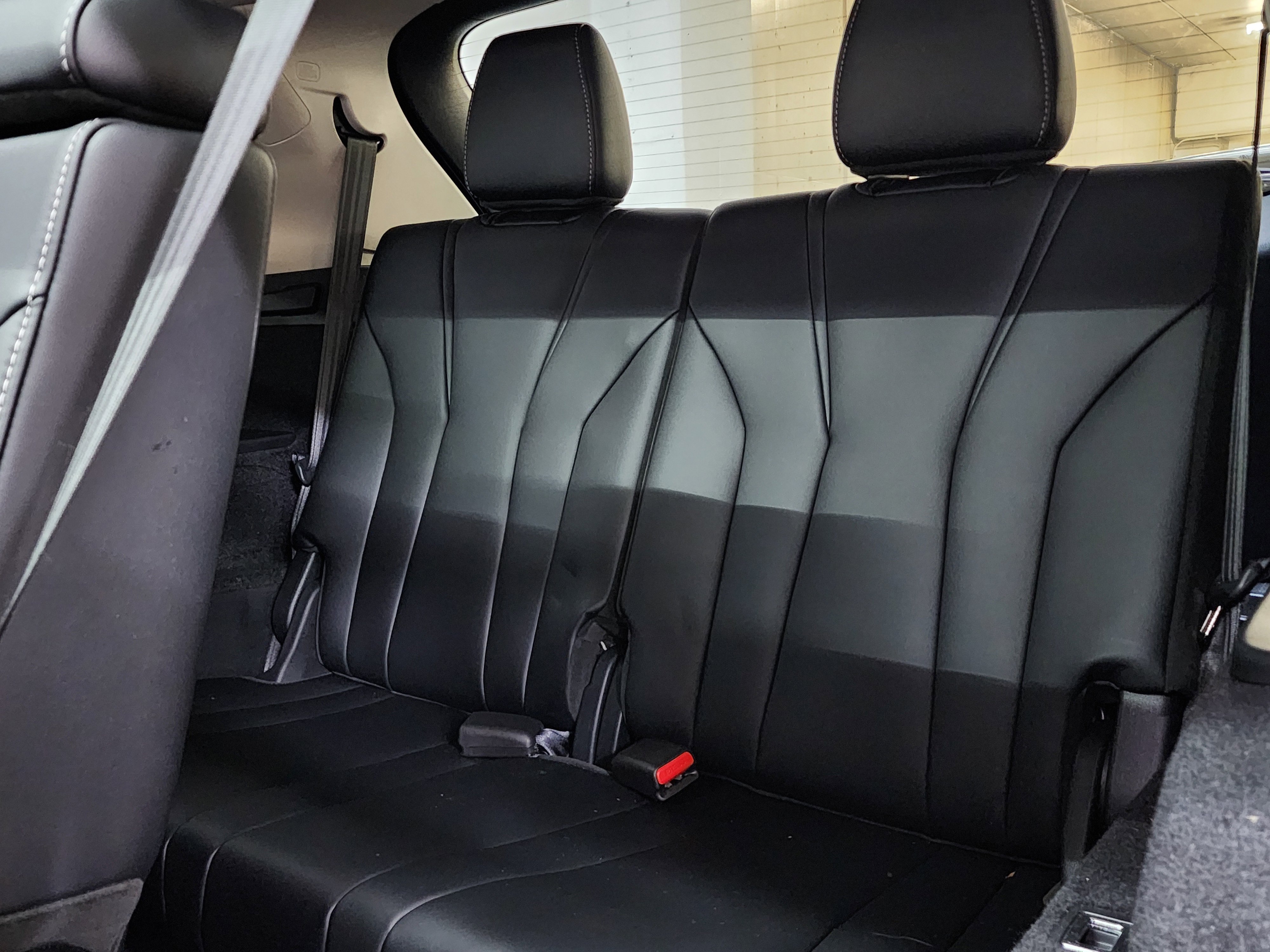 Certified 2025 Acura MDX SH-AWD w/ Technology Package image 19