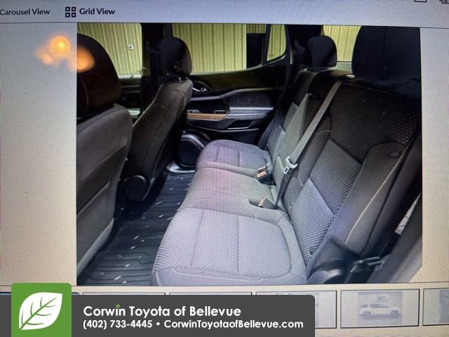 Used 2023 GMC Acadia SLE w/ Driver Convenience Package AWD/4WD image 14