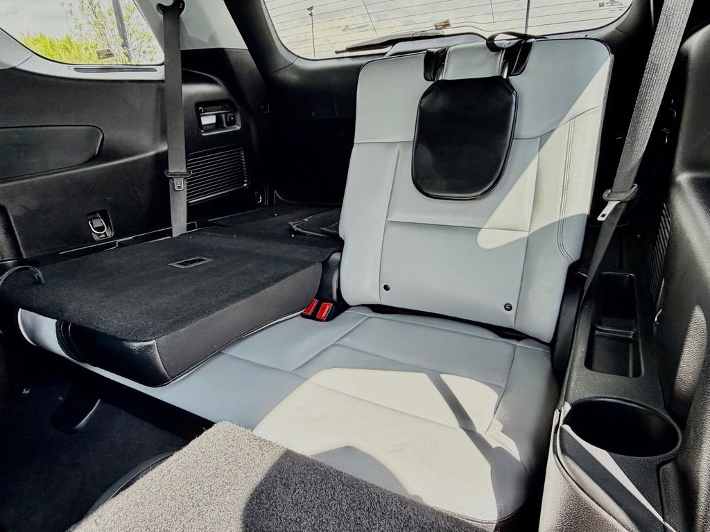 Used 2021 Ford Explorer XLT w/ Equipment Group 202A image 32