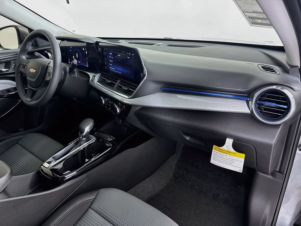 New 2026 Chevrolet Trax LT FWD image 28