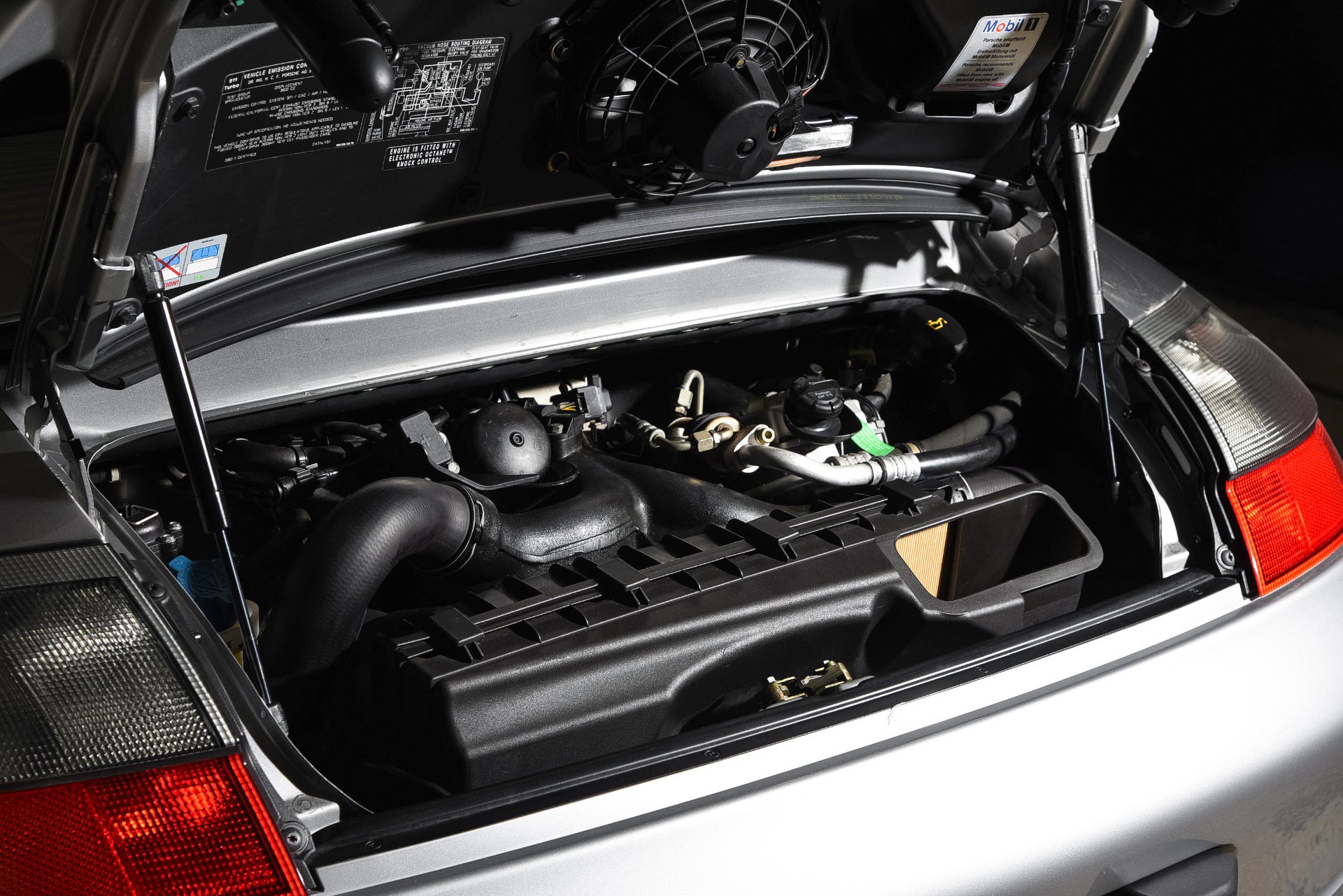 Used 2005 Porsche 911 Turbo image 30