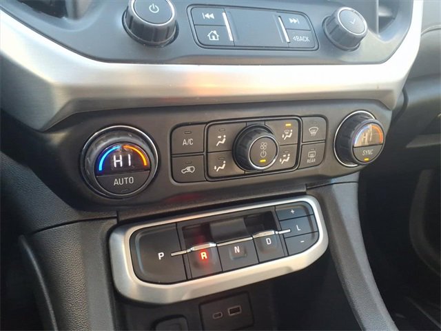 Used 2020 GMC Acadia SLE image 18