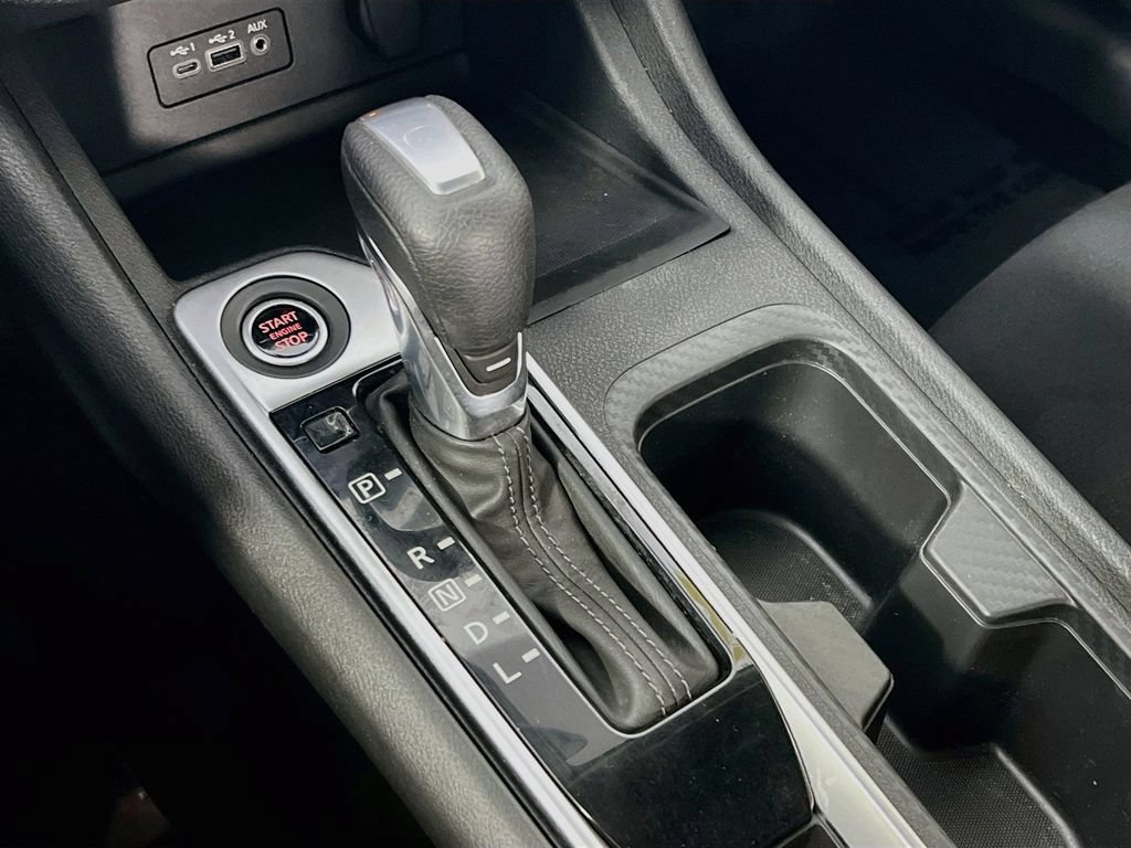 Used 2022 Nissan Sentra SV FWD image 16