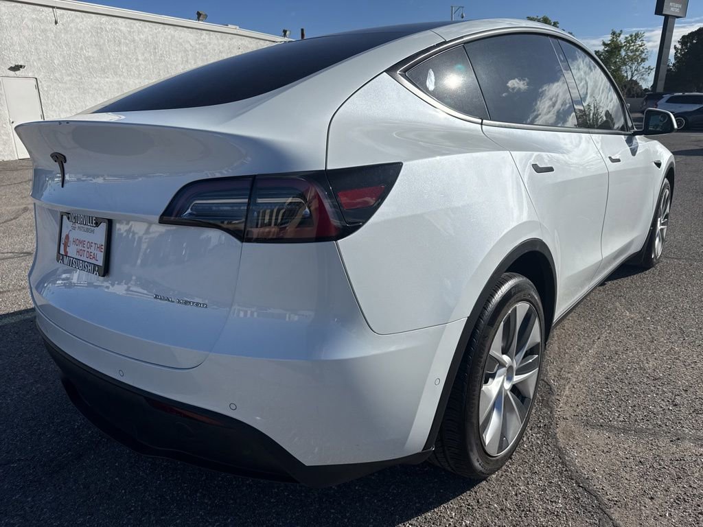 Used 2020 Tesla Model Y Long Range image 7