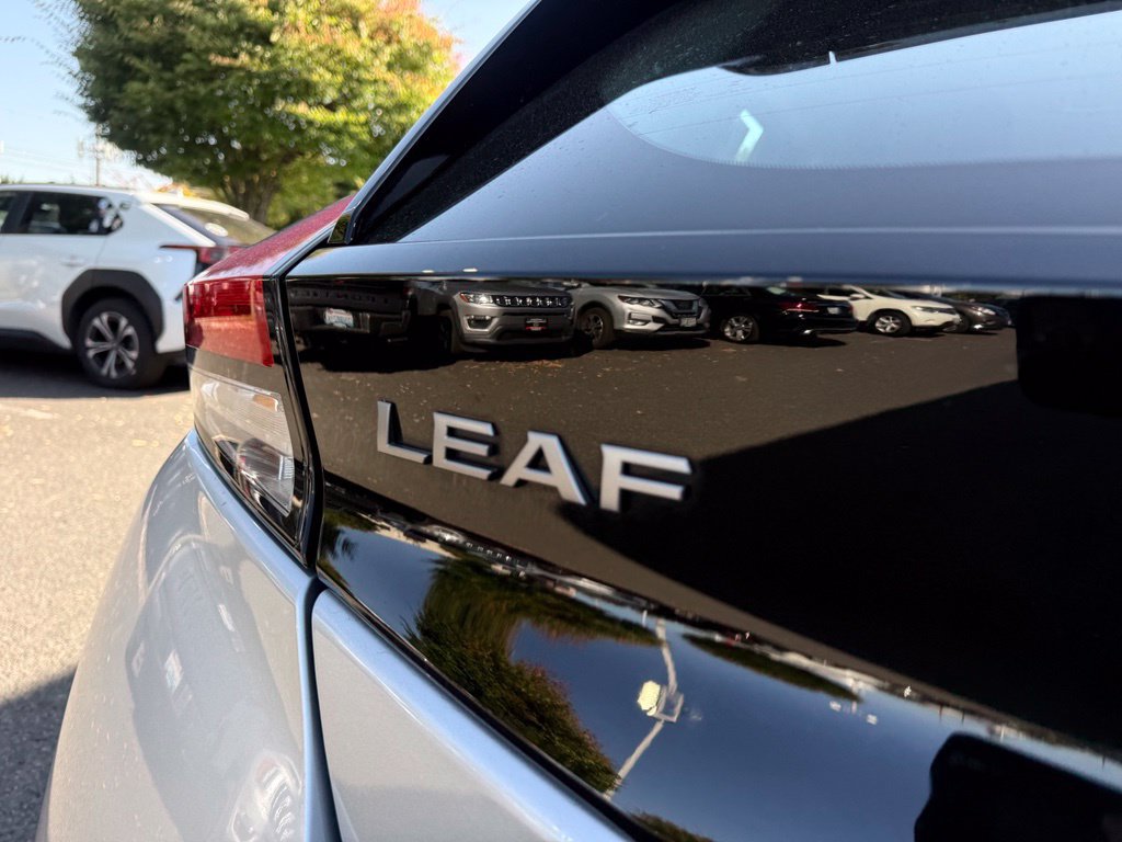 Used 2024 Nissan Leaf SV Plus FWD image 7