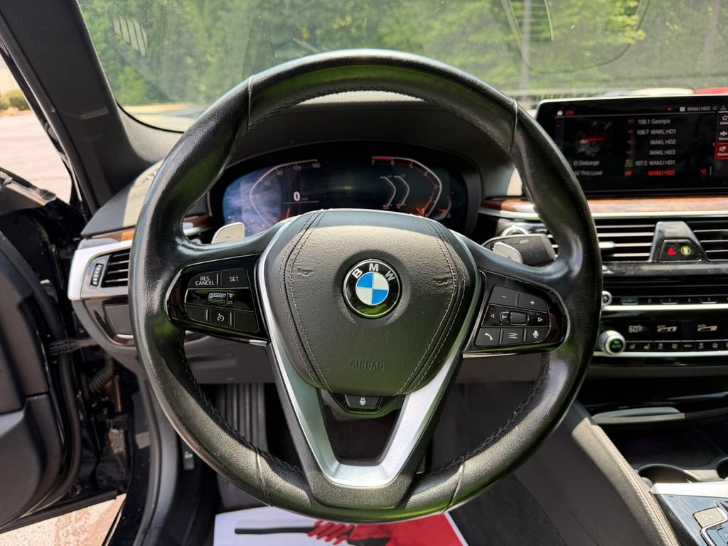 Used 2020 BMW 530i xDrive w/ Premium Package AWD/4WD image 15