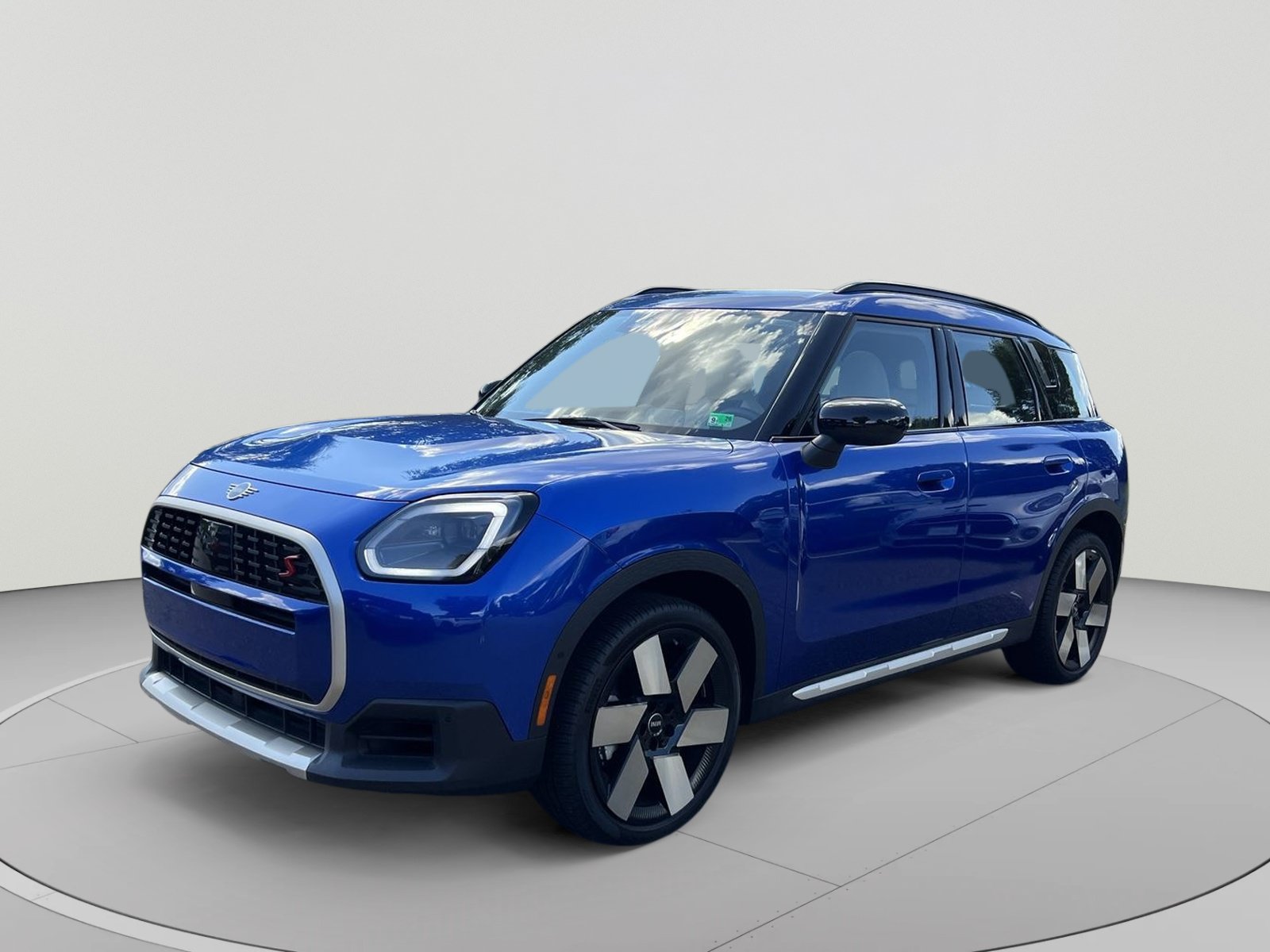 Certified 2025 MINI Cooper Countryman S AWD/4WD image 1