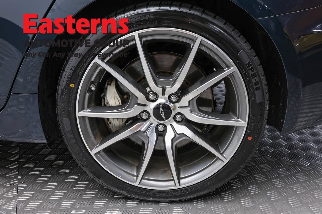 Used 2025 Genesis G70 2.5T RWD image 8