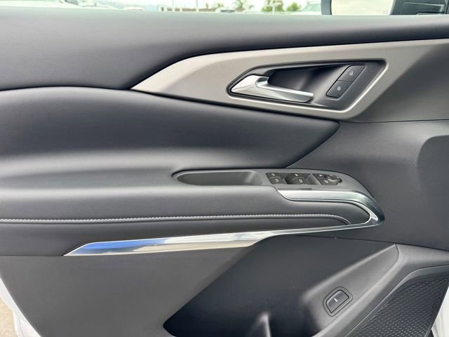 New 2026 Chevrolet Traverse LT w/ Sun and Wheel Package image 12
