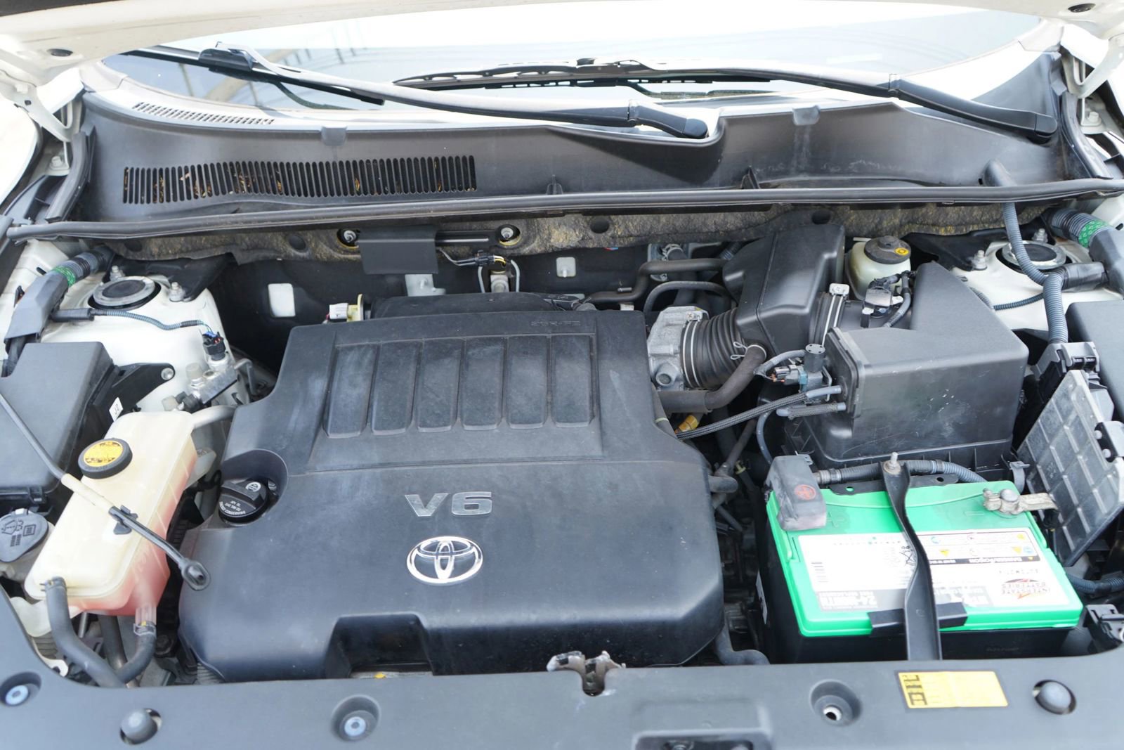Used 2010 Toyota RAV4 Limited FWD image 21