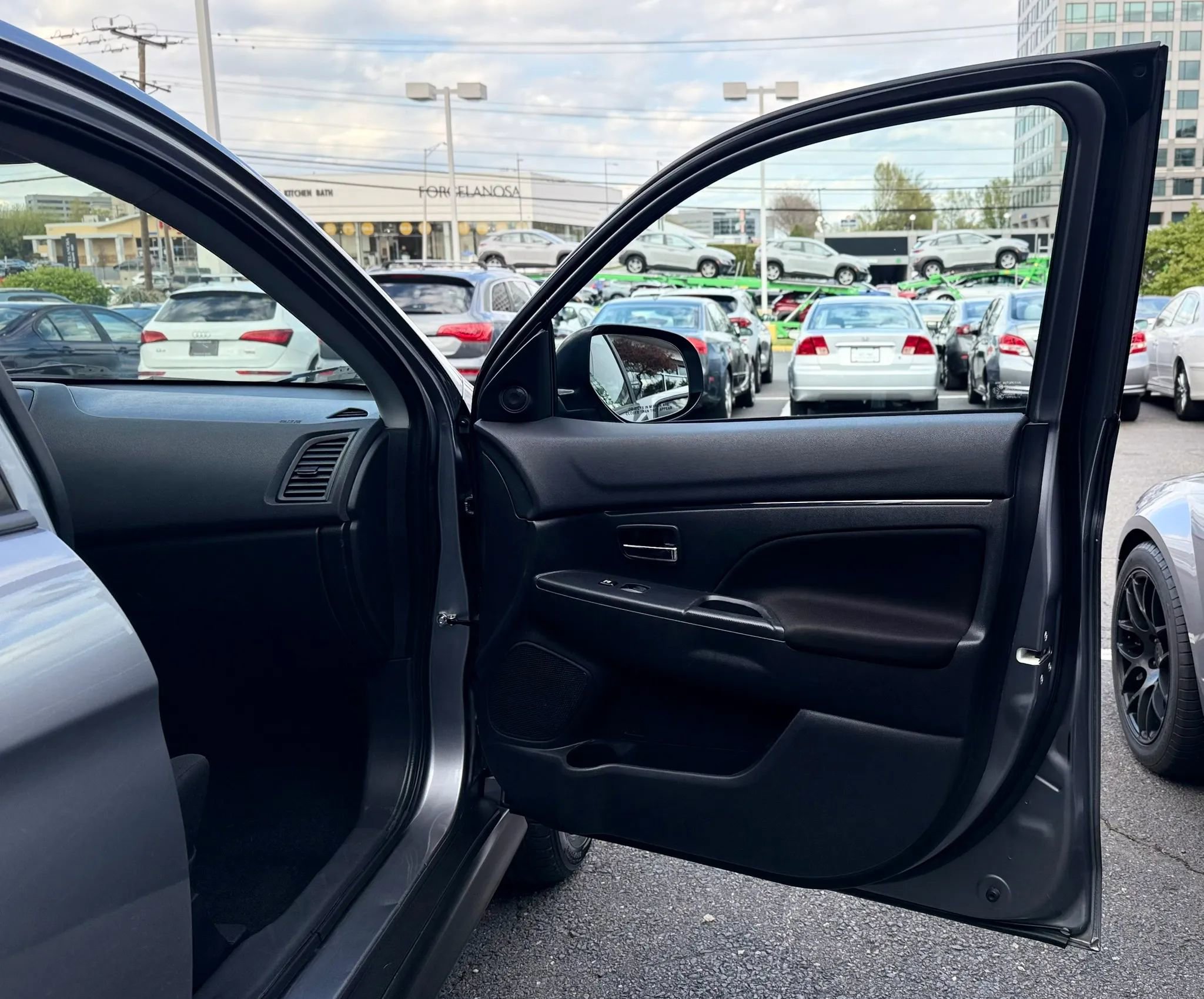 Used 2019 Mitsubishi Outlander Sport LE AWD/4WD image 29